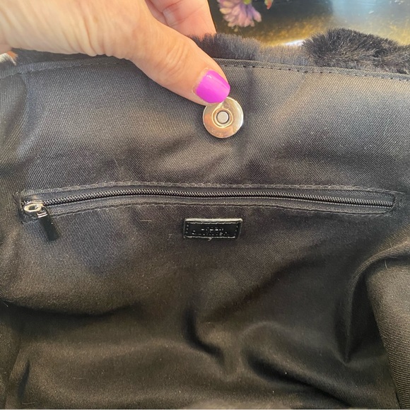 Urban Outfitters Faux Fur Mini Tote Bag (My Bag is Black) - Picture 6 of 6